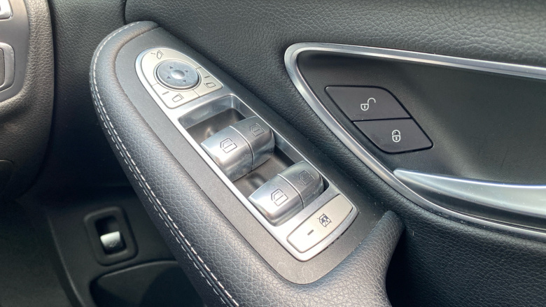 Mercedes-Benz C-Class C300h AMG Line Premium 4dr Auto Diesel/Electric Hybrid Saloon